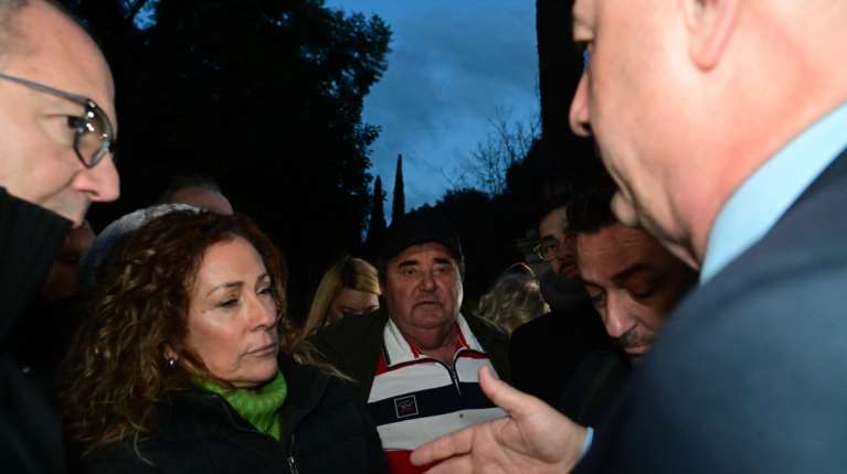 "Πρώτη μούρη" ο Ανεστίδης έξω από το Μαξίμου παρότι δεν προσκλήθηκε στη συνάντηση Μητσοτάκη - αγροτών