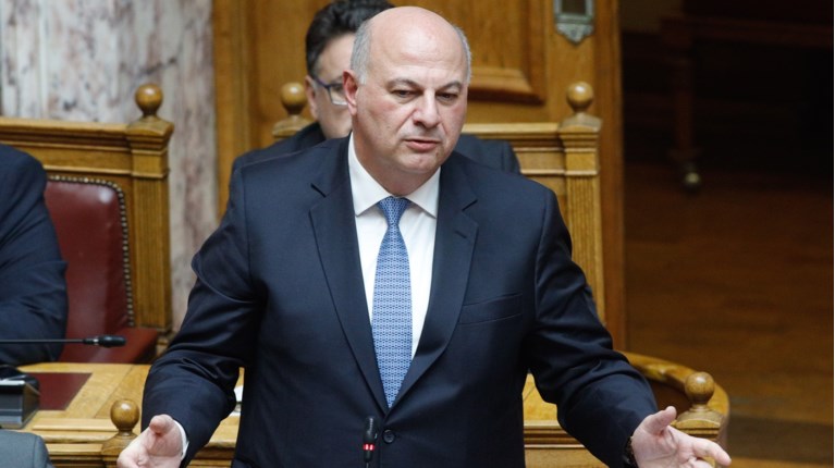 Κώστας Τσιάρας