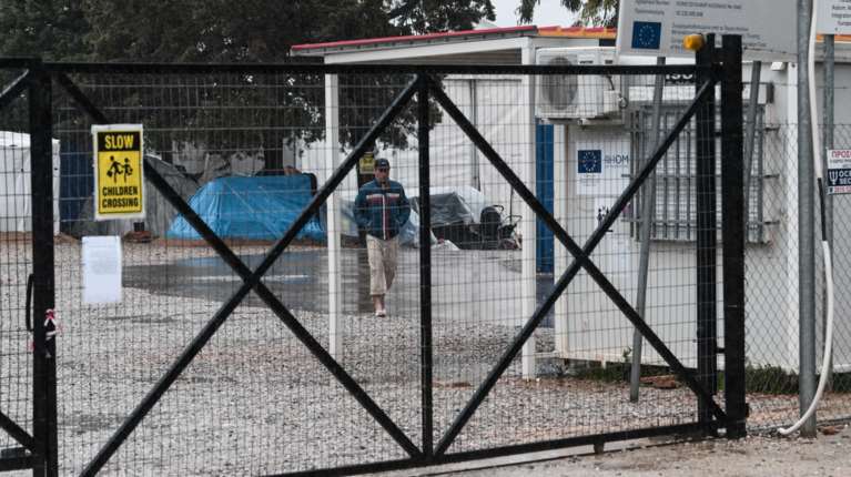 Κόλαση στο ΚΥΤ Μαλακάσας για 28χρονο Αιγύπτιο - Ομοεθνείς του τον βασάνισαν άγρια για 3 ώρες