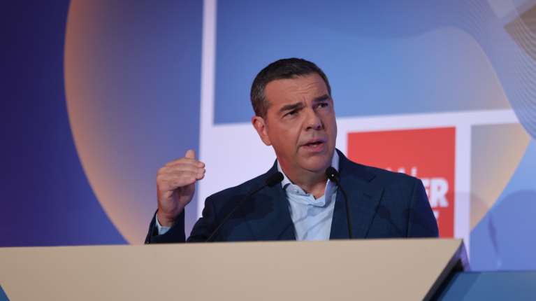 Τσίπρας: Θετική εξέλιξη το αποτέλεσμα των εκλογών στα Κατεχόμενα - Δίκαιη και βιώσιμη λύση χωρίς εγγυήσεις και κατοχικά στρατεύματα