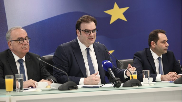 Κυριάκος Πιερρακάκης