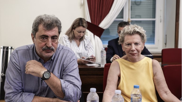 ΠΟΛΑΚΗΣ ΑΚΡΙΤΑ