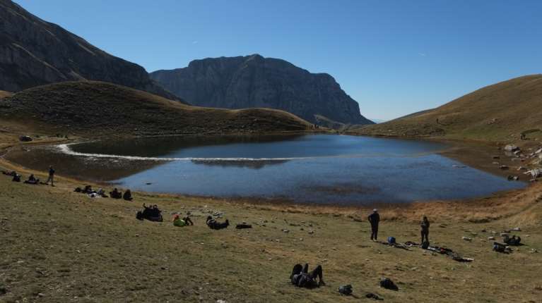 Δρακόλιμνη Τύμφης: Ανάβαση στη &quot;Φωλιά των Δράκων&quot; - Η αλπική λίμνη που κόβει την ανάσα και οι θρύλοι [εικόνες]