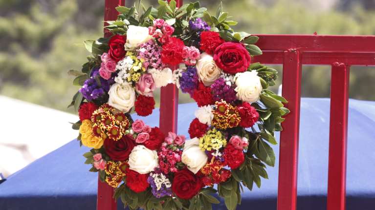 Πρωτομαγιά: Πώς ξεκίνησε να φτιάχνεται το μαγιάτικο στεφάνι - Τι συμβολίζει