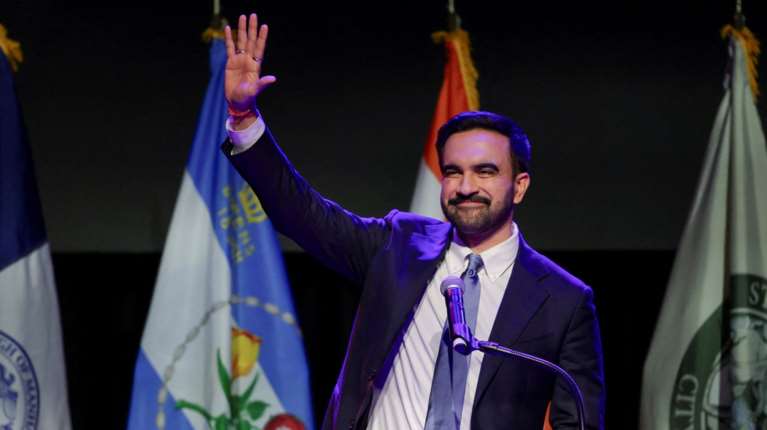 Δημοκρατικό κύμα στις ΗΠΑ μετά την εκλογή Μαμντάνι στη Νέα Υόρκη: &quot;Ας αρχίσει...&quot; ο πόλεμος λέει ο Τραμπ