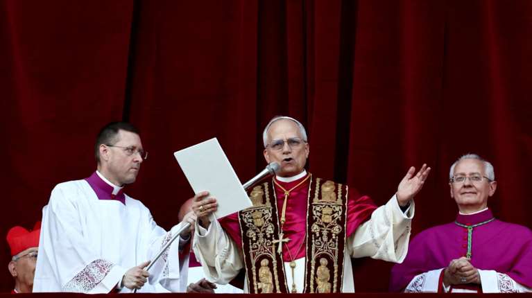 Ο Λέων ΙΔ’ θα τελέσει σήμερα την πρώτη του λειτουργία ως Ποντίφικας