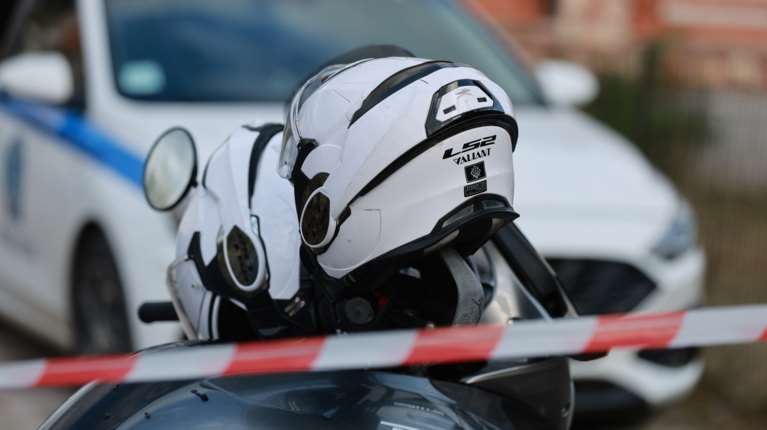 Πώς δρούσε η συμμορία που λήστευε βενζινάδικα και μίνι μάρκετ - Βίντεο ντοκουμέντα