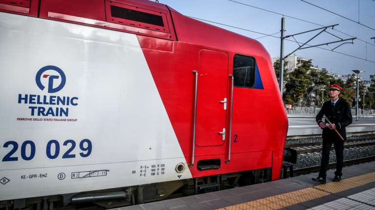 Καθυστέρηση 2,5 ωρών σε δρομολόγιο τρένου Θεσσαλονίκη - Αθήνα: Οι αποζημιώσεις που δικαιούνται οι επιβάτες