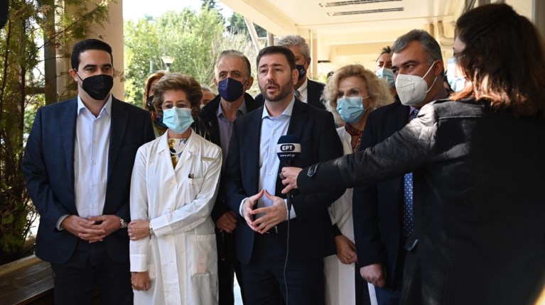 Νίκος Ανδρουλάκης στο νοσοκομείο 'Σωτηρία'