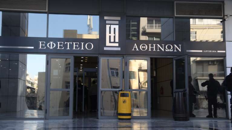 Βιασμός 12χρονης στον Κολωνό: Αναβολή της δίκης σε δεύτερο βαθμό για τις 16 Νοεμβρίου