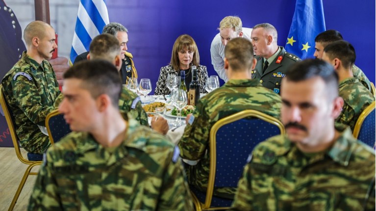 ΚΑΤΕΡΙΝΑ ΣΑΚΕΛΛΑΡΟΠΟΥΛΟΥ