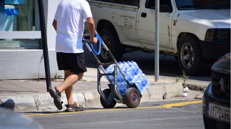 ΝΕΡΑ