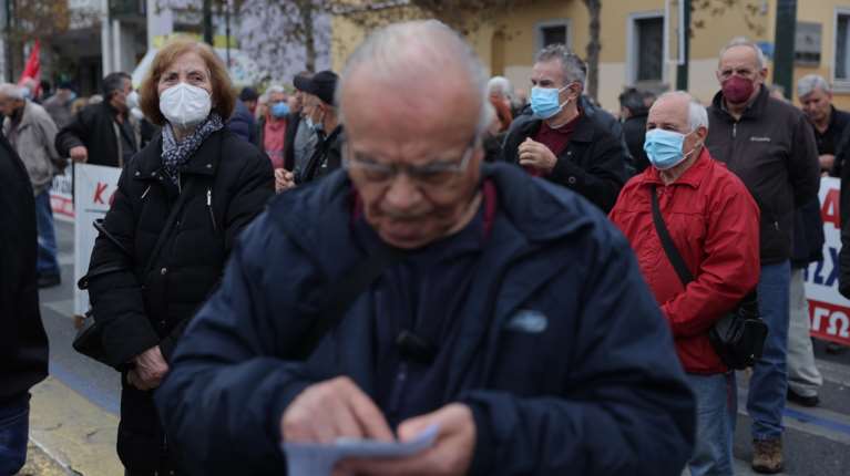 FT: Το μοντέλο της Ελλάδας υιοθετεί η Γερμανία σε κίνητρα για τους εργαζόμενους συνταξιούχους