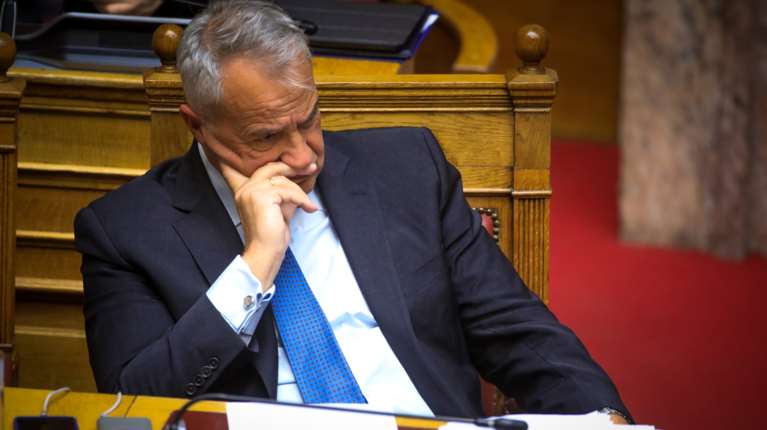 Σε δύσκολη θέση η κυβέρνηση από το σκάνδαλο ΟΠΕΚΕΠΕ:  Δεν θέλει να παραιτηθεί ο Βορίδης - Στα σκαριά νέα προανακριτική