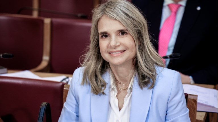 ΜΙΛΕΝΑ ΑΠΟΣΤΟΛΑΚΗ