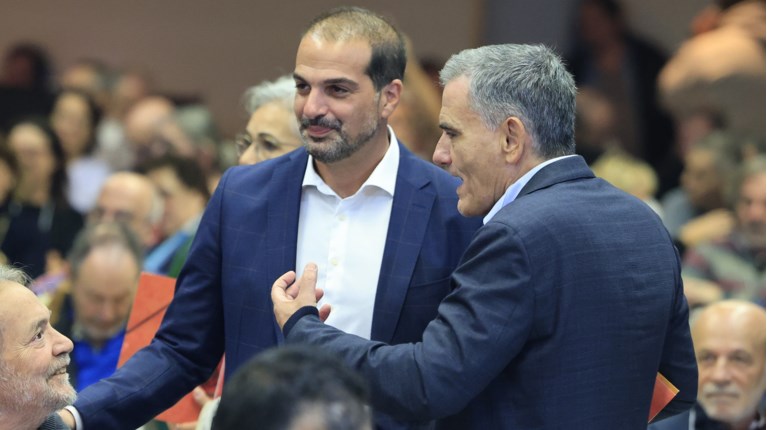 ΣΑΚΕΛΛΑΡΙΔΗΣ - ΤΣΑΚΑΛΩΤΟΣ