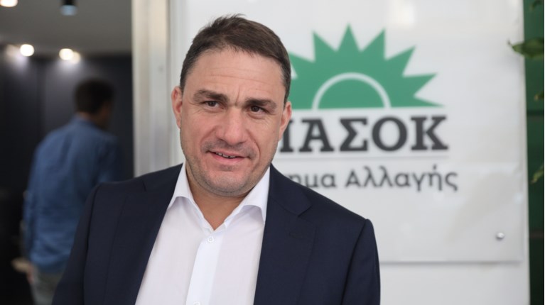 ΚΩΣΤΑΣ ΤΣΟΥΚΑΛΑΣ