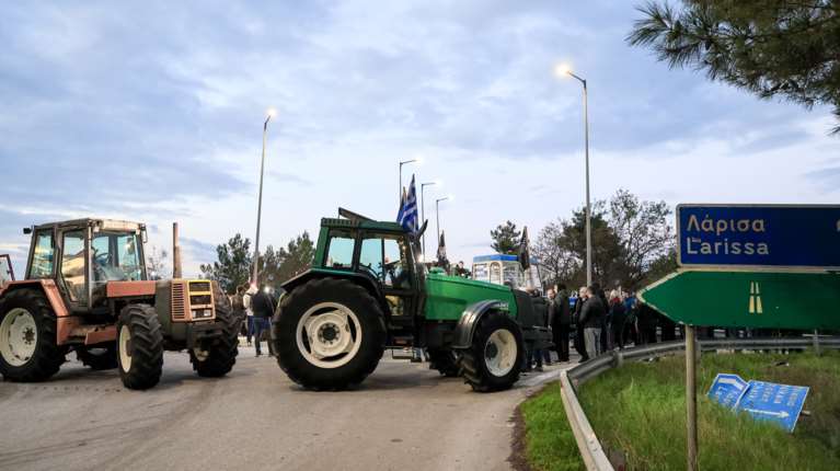 Σκληραίνουν τη στάση του οι αγρότες ενόψει της πανελλαδικής σύσκεψης: Κλειστά Μάλγαρα και Προμαχώνας