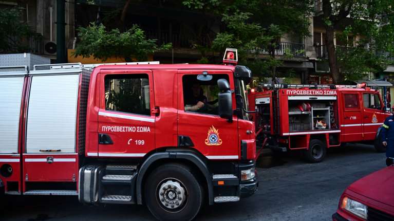 Ημαθία: Μεγάλη φωτιά σε διαμέρισμα 4ου ορόφου στην Αλεξάνδρεια