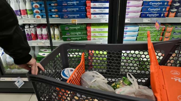 Πληθωρισμός: Στο 2% τον Οκτώβριο σύμφωνα με την ΕΛΣΤΑΤ - Τι λένε τα στοιχεία για τρόφιμα και ενοίκια