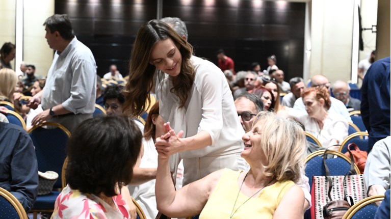 ΕΦΗ ΑΧΤΣΙΟΓΛΟΥ ΣΥΡΙΖΑ