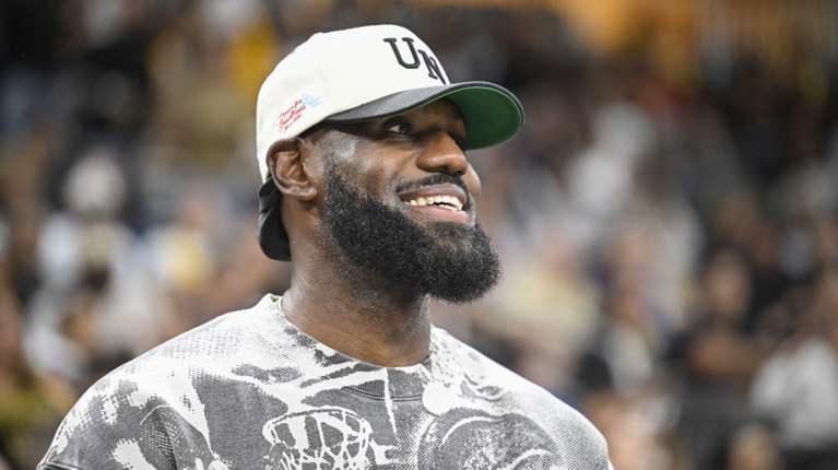 ΛεΜπρον Τζέιμς: Το αινιγματικό teaser για τη νέα σελίδα της καριέρας του - Ανακοινώνει τη &quot;μεγάλη απόφαση&quot; [βίντεο]