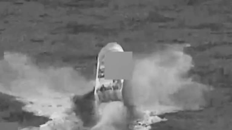 Δύο νεκροί σε νέο βομβαρδισμό των ΗΠΑ εναντίον σκάφους με ναρκωτικά στον Ειρηνικό [βίντεο]