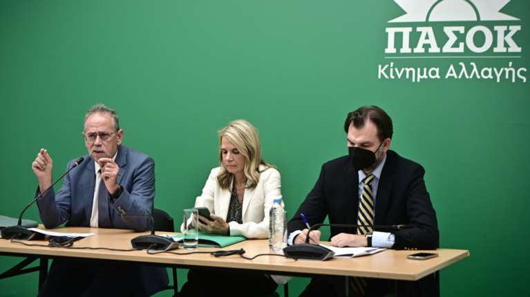 Οι 4 προτάσεις του ΠΑΣΟΚ για την αντιμετώπιση του ιδιωτικού χρέους και την προστασία των δανειοληπτών