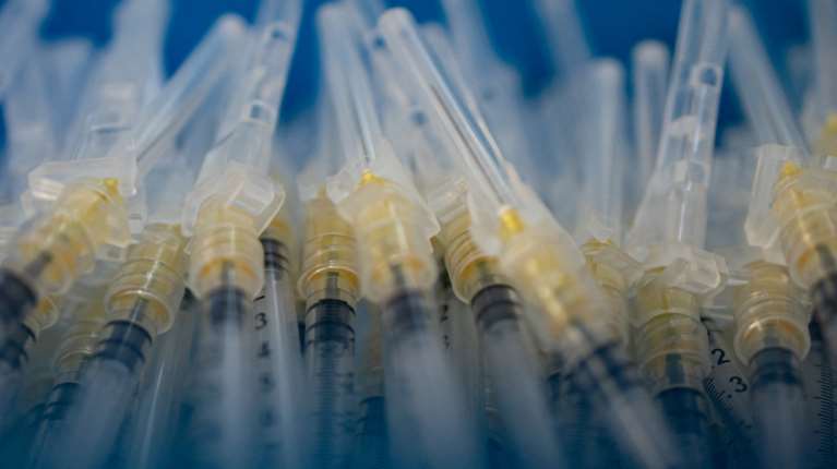 "Μεγάλες προσδοκίες για εμβόλιο ενάντια στον προχωρημένο καρκίνο πνεύμονα": Τι λέει ο διευθυντής Ογκολογικού του Αγίου Σάββα