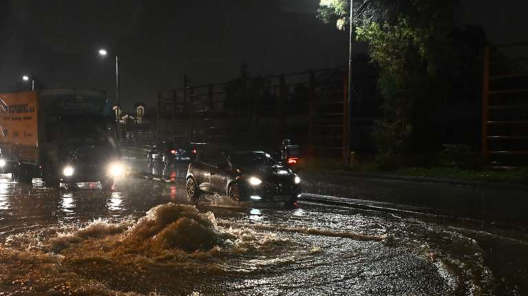 Νέο έκτακτο δελτίο επικίνδυνων καιρικών φαινομένων από την ΕΜΥ - Ισχυρές βροχές, καταιγίδες και θυελλώδεις άνεμοι - Απανωτά "112"