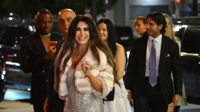 Κίμπερλι Γκίλφοϊλ: &quot;Δεν θα απογοητεύσω την Ελλάδα&quot; - Οι πρώτες της δηλώσεις και η εκδήλωση στον Αργυρό [βίντεο]