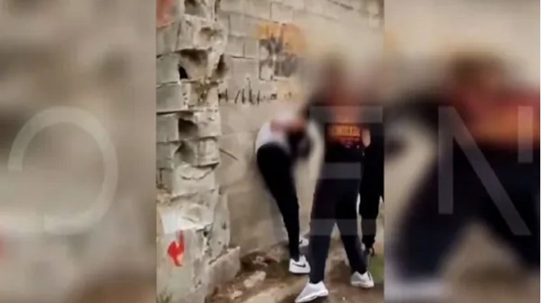 ξυλοδαρμός ανηλίκου Μενίδι