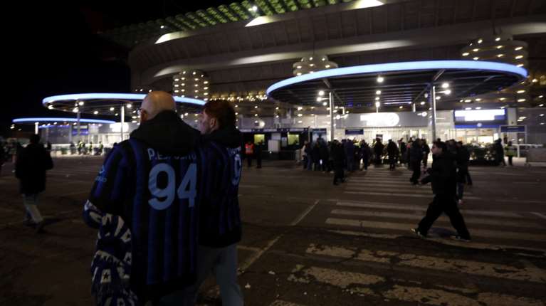 Ιταλία: Μαχαίρωσαν οπαδούς της Τσέλσι μία μέρα πριν το ματς με τη Νάπολι