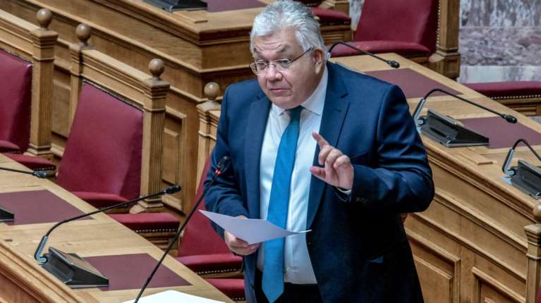 Από 5.000 έως 27.000 ευρώ τα ετήσια δίδακτρα στα μη κρατικά ΑΕΙ – 10.000 διορισμοί εκπαιδευτικών για τη σχολική χρονιά