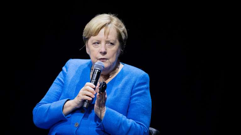 Άγγελα Μέρκελ: "Η Ευρώπη είναι η ασφάλεια ζωής μας", πρέπει να αντιδράσουμε ενωμένοι στον Ντόναλντ Τραμπ