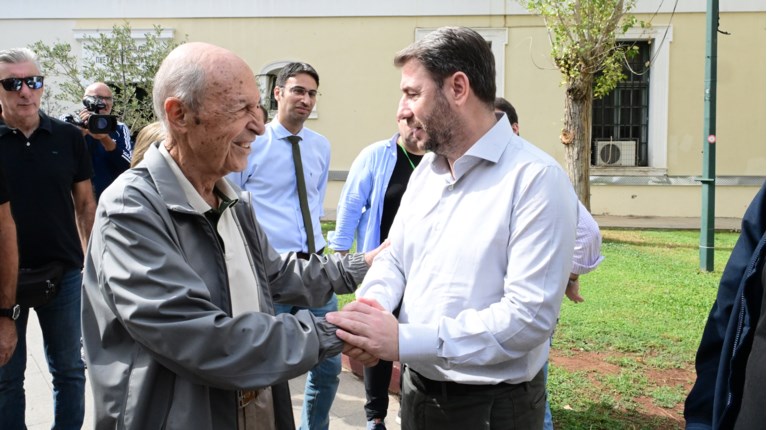ΚΩΣΤΑΣ ΣΗΜΙΤΗΣ