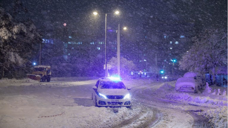 κακοκαιρία Ελπίδα κλειστοί δρόμοι