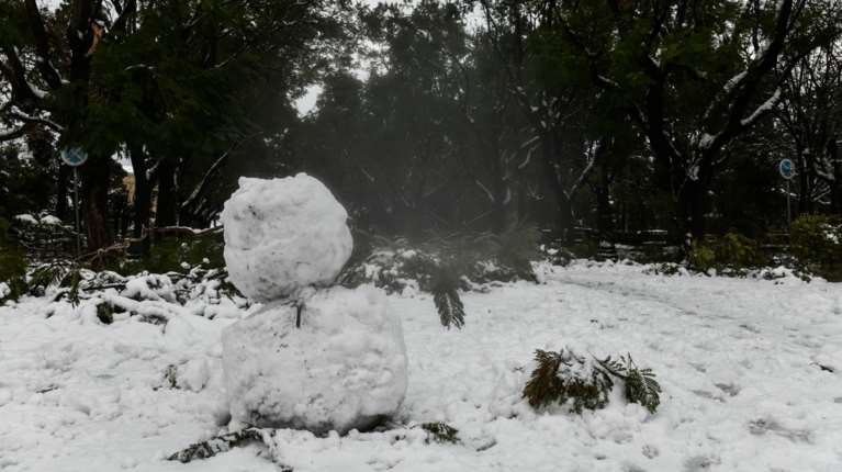 Έρχεται "πολική φωτοβολίδα", λέει ο Μαρουσάκης - Χιόνια ακόμη και στα βόρεια προάστια τη Δευτέρα