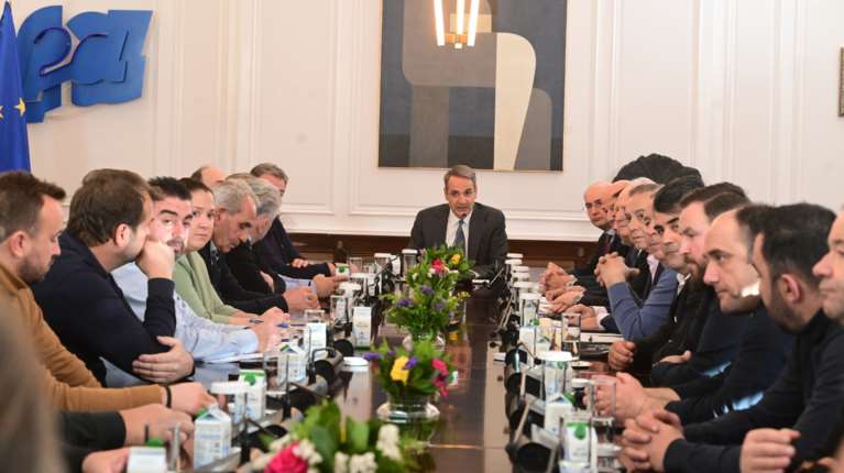 Αγροτικό: Οριστική ρήξη της κυβέρνησης και των σκληρών μπλόκων - "Μία κομματική μειοψηφία εκβιάζει την κοινωνία"