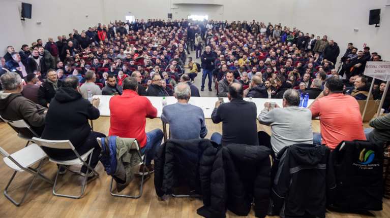 Αγρότες: "Ναι" στον διάλογο - "Όχι" στο συλλαλητήριο στην Αθήνα - Δύο επιτροπές με 35 άτομα για τη συνάντηση της Τρίτης