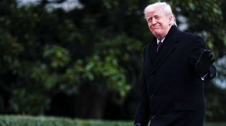 ΗΠΑ: Το Ιράν ανέστειλε 800 εκτελέσεις, αλλά ο Τραμπ κρατά το χέρι... πάνω από το κουμπί