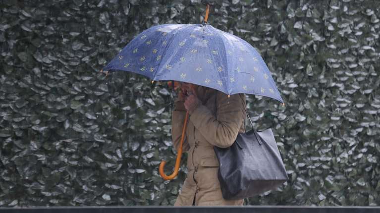 Το νέο έκτακτο δελτίο της ΕΜΥ για την κακοκαιρία: "Πορτοκαλί" προειδοποίηση για Αττική και άλλες έξι περιοχές