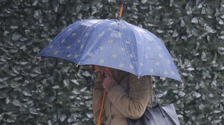 Το νέο έκτακτο δελτίο της ΕΜΥ για την κακοκαιρία: Παραμένει στο "πορτοκαλί" η προειδοποίηση για επτά περιοχές