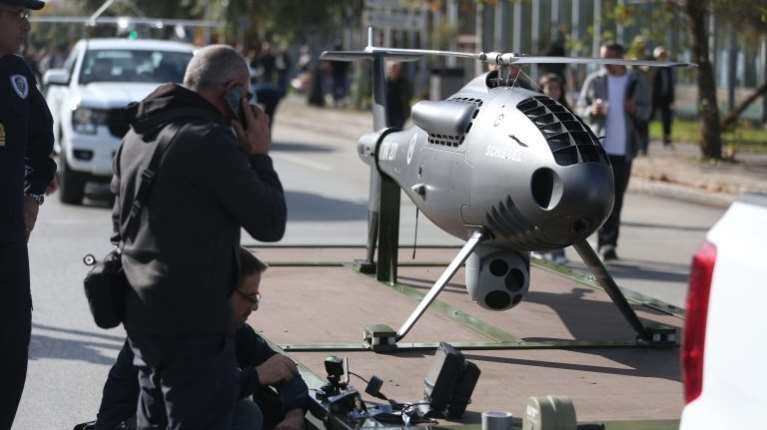 Ο &quot;Κένταυρος&quot; και ο &quot;Αρχύτας&quot;: Tα drones και αντι-drones που μαγνήτισαν τα βλέμματα στην παρέλαση της Θεσσαλονίκης