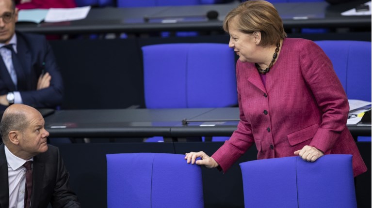 σολτς μερκελ