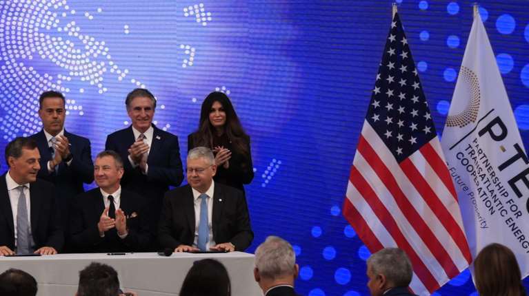 Γεώτρηση στο Ιόνιο από Exxon Mobil, Hellenic Energy και Εnergean - Η πρώτη στην Ελλάδα μετά από 40 χρόνια [live]