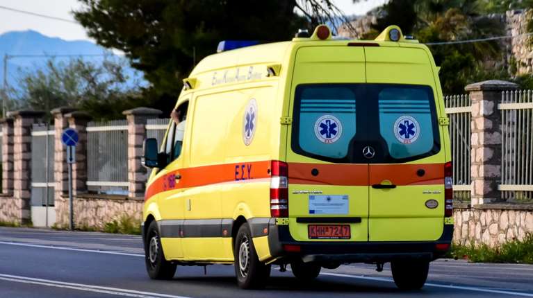 Πάτρα: Στο νοσοκομείο με αιμορραγία 16χρονος που ξυλοκοπήθηκε από 17χρονο