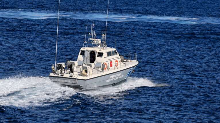 Τραγωδία στη Σάμο: Προπέλα σκάφους διαμέλισε 12χρονο - Τούρκος διακινητής πέταξε στη θάλασσα 37 μετανάστες