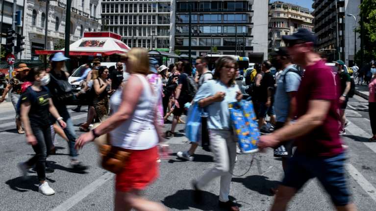Στο 1,7 δισ. ευρώ ανεβαίνει το πακέτο της ΔΕΘ: Οικογένειες με παιδιά και ένστολοι οι μεγάλοι κερδισμένοι