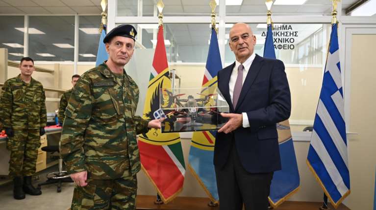 Δένδιας: Η παραγωγή drones καίριο βήμα στη μετάβαση των Ενόπλων Δυνάμεων στη νέα εποχή